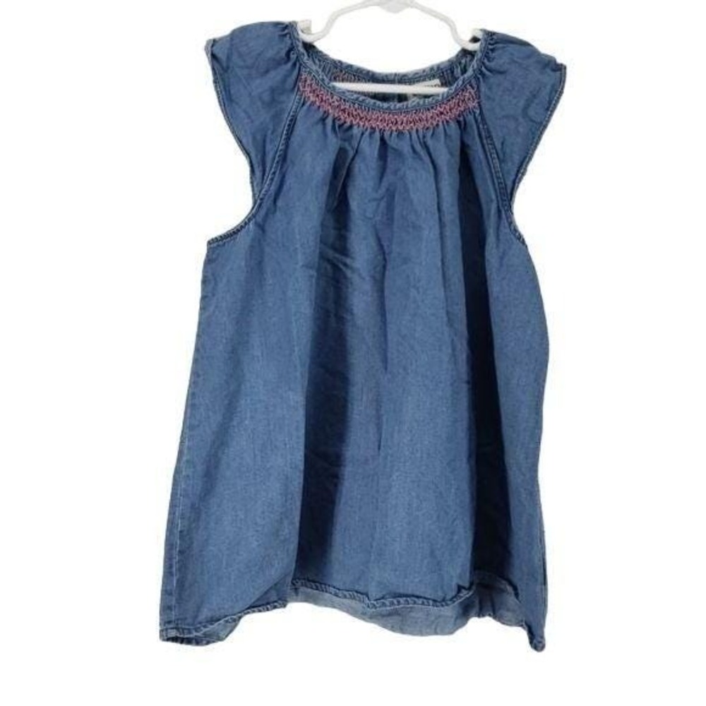 OshKosh Girls Denim Sleeveless Top With Pink Smocking Size 12